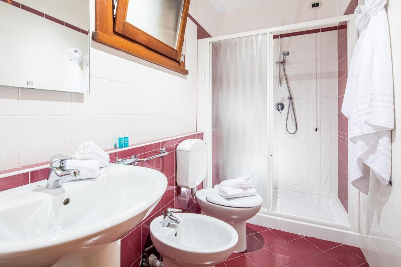 Residence Airone ลินญาโน ซับเบียโดโร ภายนอก รูปภาพ