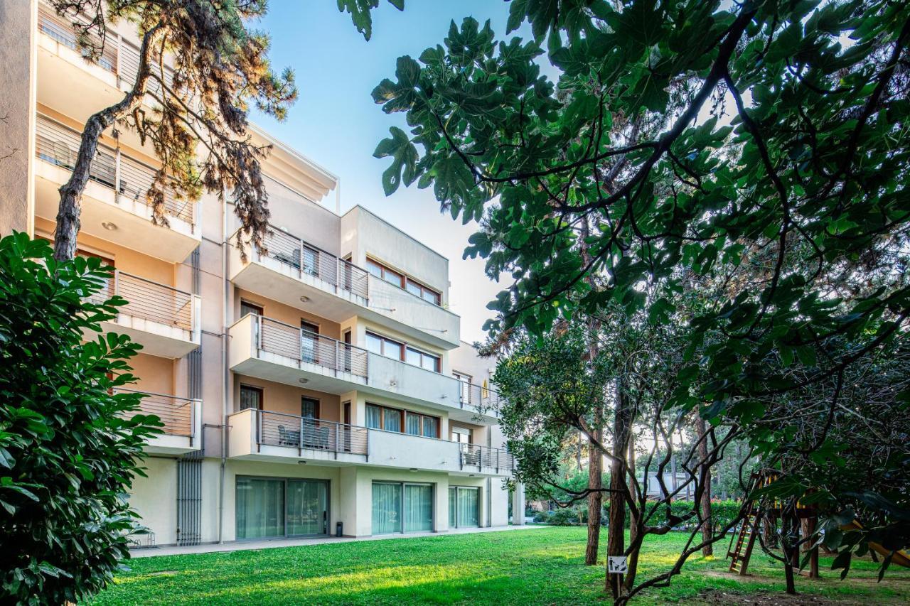 Residence Airone ลินญาโน ซับเบียโดโร ภายนอก รูปภาพ