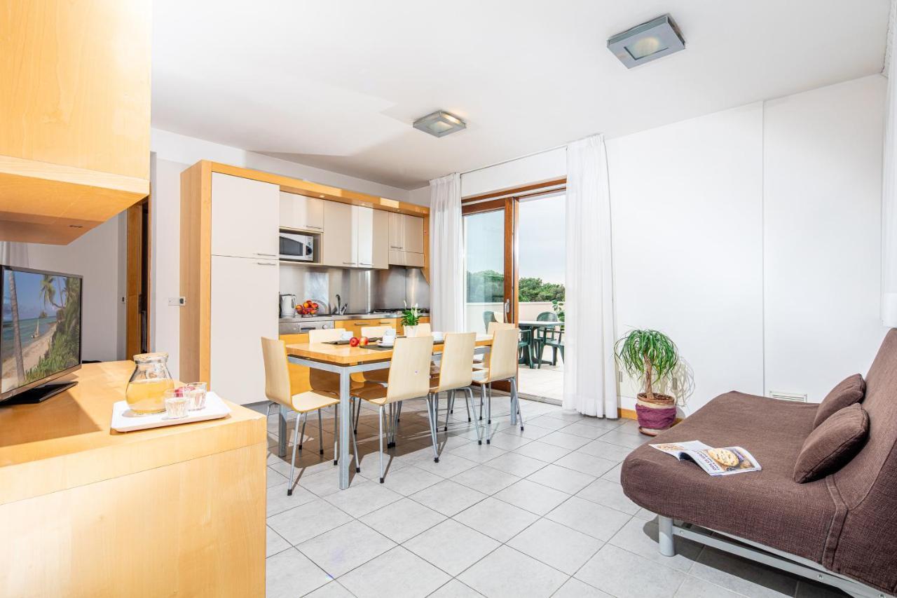 Residence Airone ลินญาโน ซับเบียโดโร ภายนอก รูปภาพ